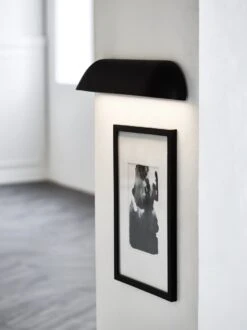 Nordlux Design For The People Front 36 Außenwandleuchte LED 850lm, Schwarz -Nordlux m front 84091003 red dot 2